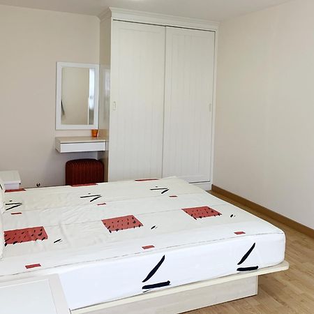 Charming Resident At Ekkamai From Studio Unit Up To 2 Bedroom Apartment Bangkok Bagian luar foto