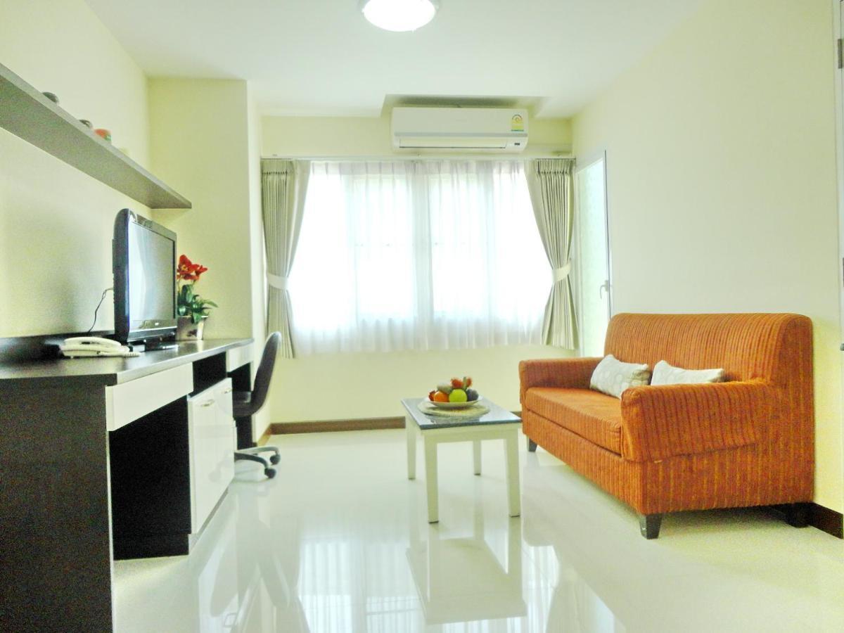Charming Resident At Ekkamai From Studio Unit Up To 2 Bedroom Apartment Bangkok Bagian luar foto