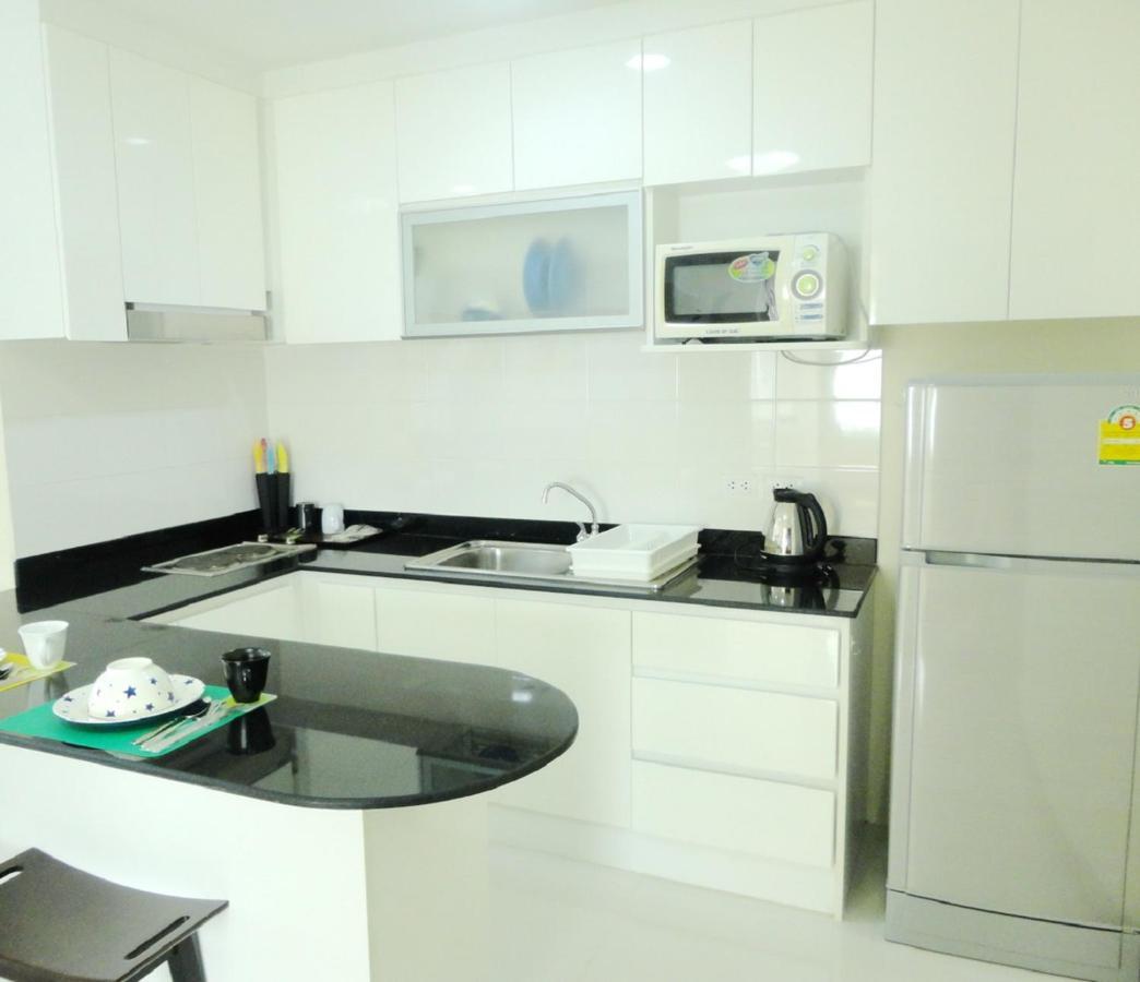 Charming Resident At Ekkamai From Studio Unit Up To 2 Bedroom Apartment Bangkok Bagian luar foto