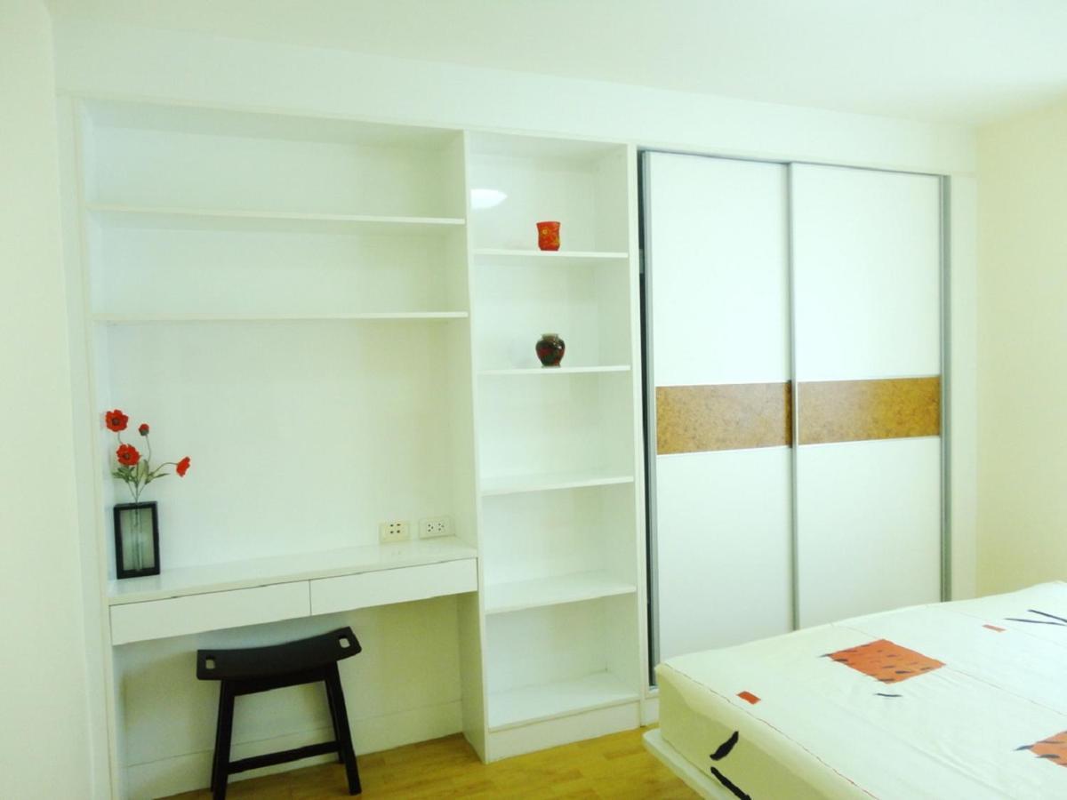Charming Resident At Ekkamai From Studio Unit Up To 2 Bedroom Apartment Bangkok Bagian luar foto