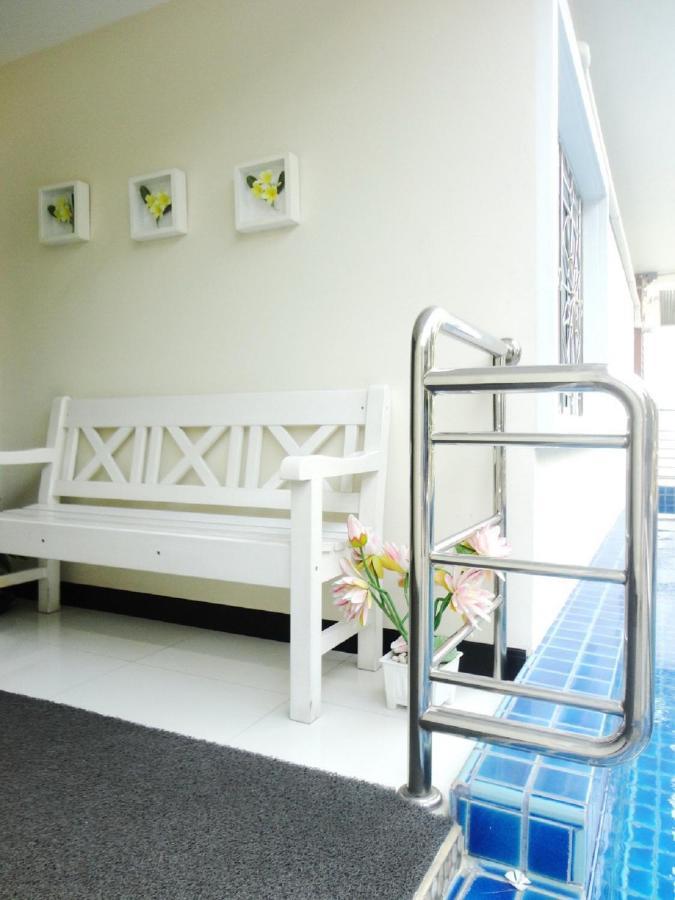 Charming Resident At Ekkamai From Studio Unit Up To 2 Bedroom Apartment Bangkok Bagian luar foto