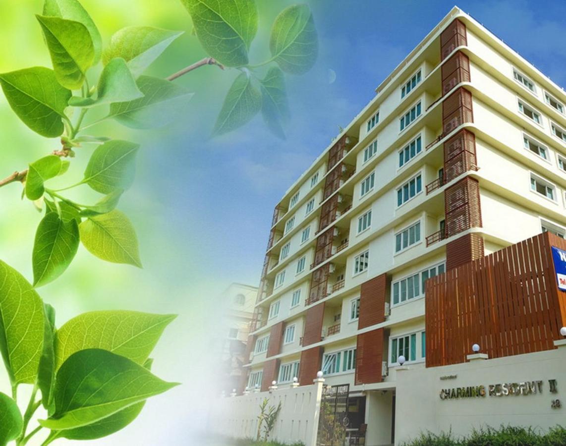 Charming Resident At Ekkamai From Studio Unit Up To 2 Bedroom Apartment Bangkok Bagian luar foto