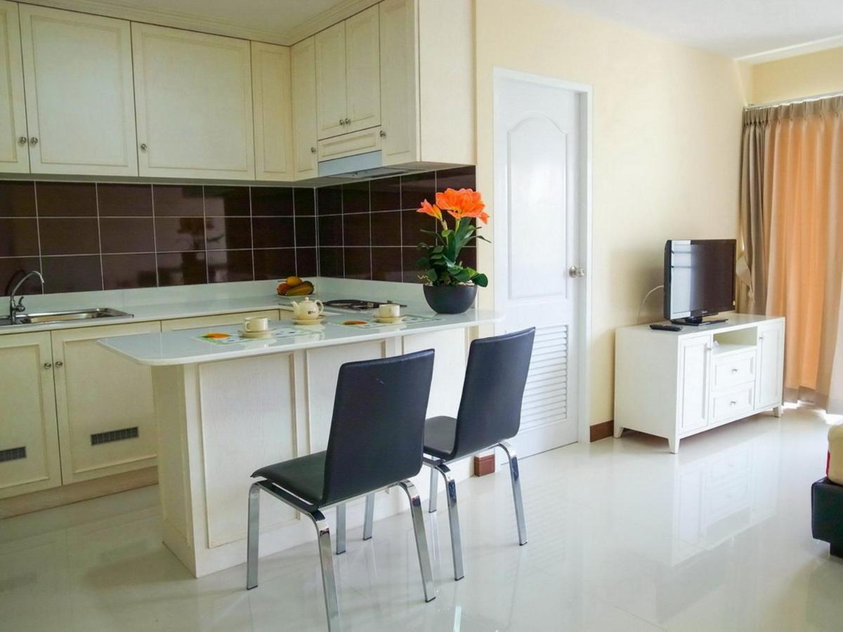 Charming Resident At Ekkamai From Studio Unit Up To 2 Bedroom Apartment Bangkok Bagian luar foto